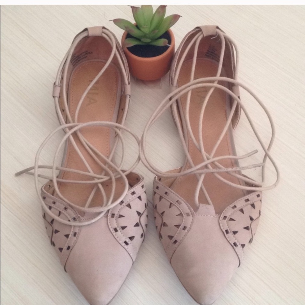 MIA lace up flats